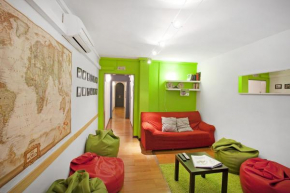 Отель Diagonal House Hostel  Барселона